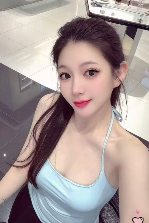 4541女孩.jpg